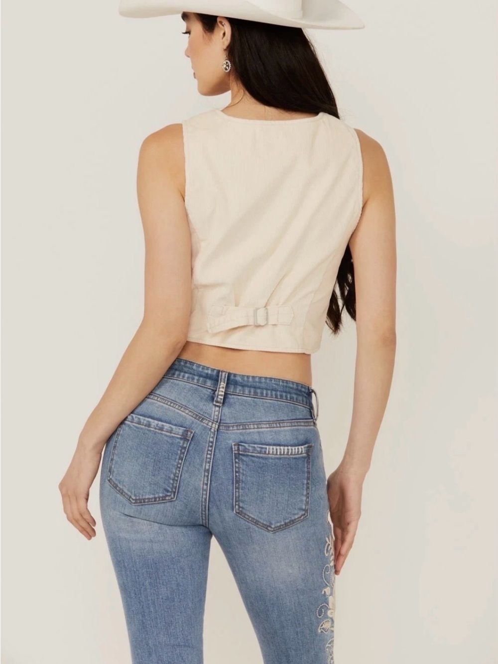 Levi's | Vintage Inspired Tailored Corduroy Vest in Ivory Cream Size Large - Picture 4 of 15